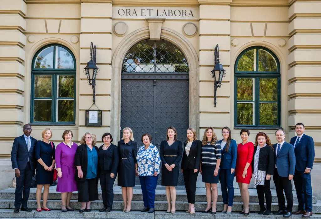 Zdjęcie grupy ludzi – pracowników katedry